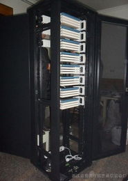 19英寸綜合配線柜 現(xiàn)代通訊設(shè)備的高效連接與管理樞紐